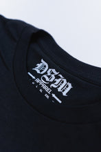 Load image into Gallery viewer, DSM Barbell Club Skulls T-Shirt Black
